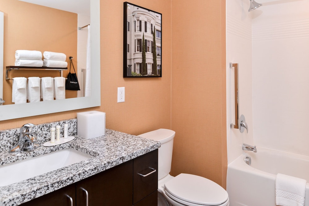 TownePlace Suites by Marriott Charleston West Ashley - photo 20