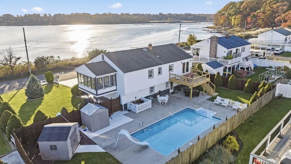 4BR Open Concept Sunset View Pool & Near Ocean — Neptune City — photo 5