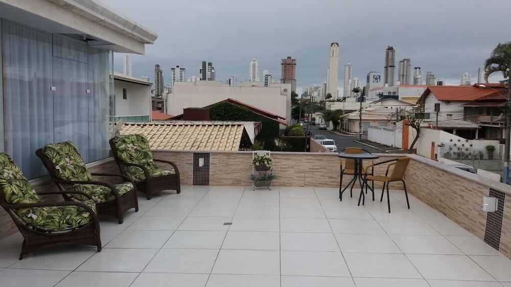 Brilho do Mar Pousada e Hostel in Balneario Camboriu, Brasil