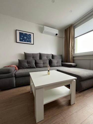 Elegant Escape apartment III free parking easy access to City Center — 4-Star Luxury Hotel in Bratislava, Slovakia