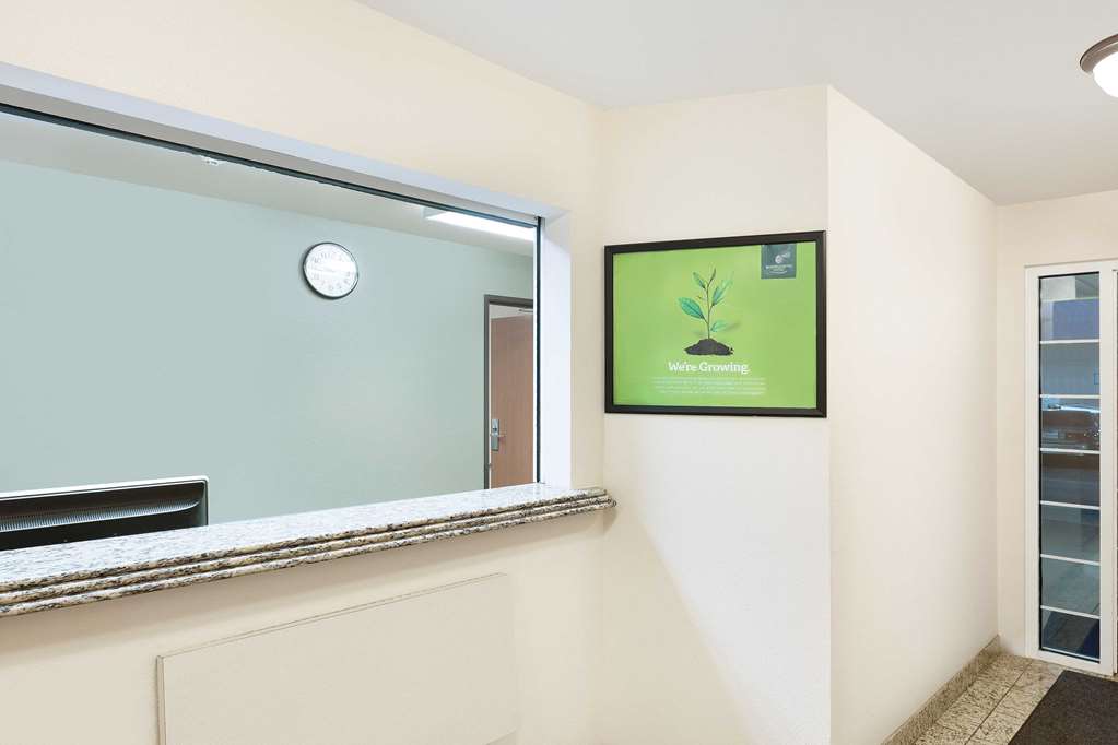 Woodspring Suites Tyler - photo 6