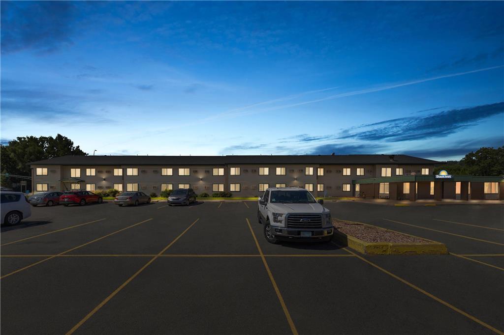 Days Inn by Wyndham Winona - photo 7