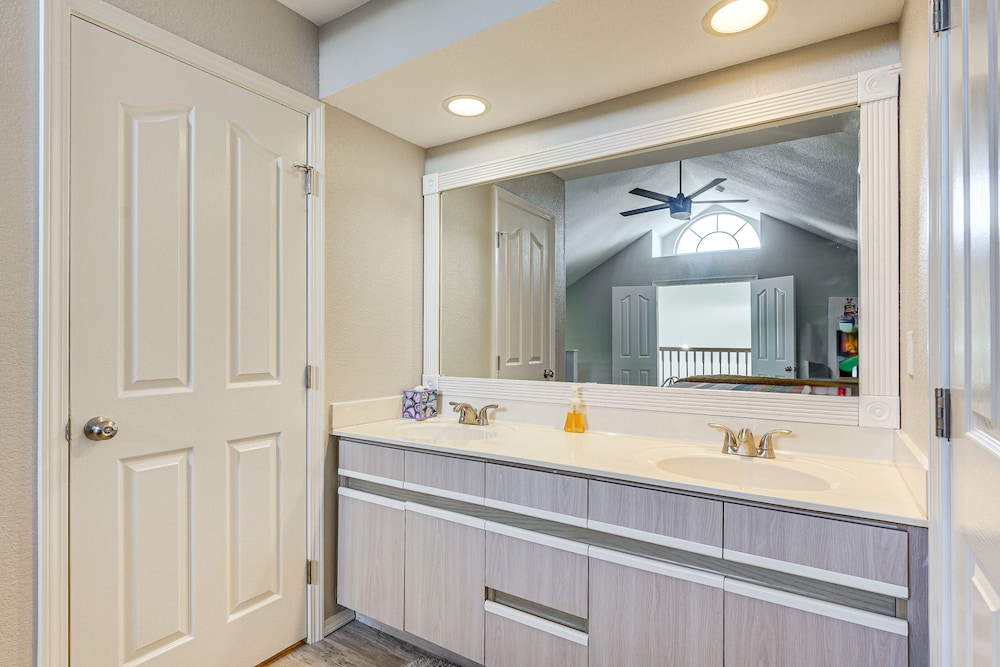 Branson Condo with Resort Amenities and Marina Views - photo 9