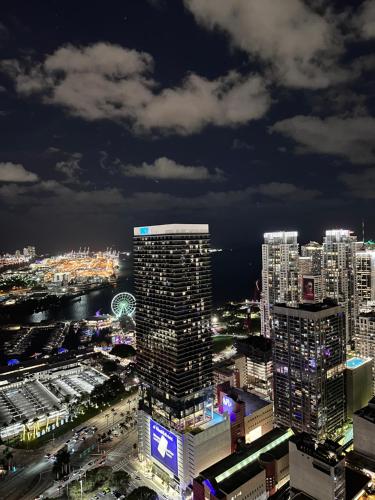 Glamorous Gale Miami Ocean View Balcony Resort & Spa - photo 65