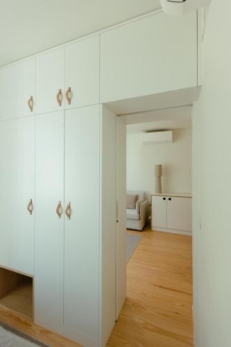 Trindade 19 Apartments 2B Touriga Nacional — 4-Star Luxury Hotel in Lisbon, Portugal