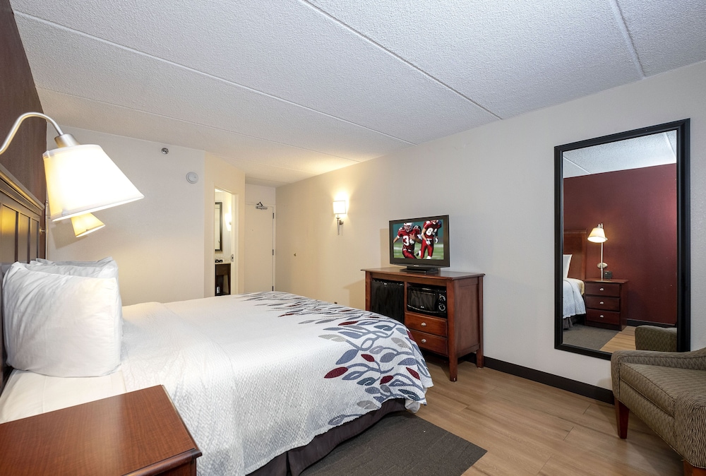 Red Roof Inn Meriden - photo 8