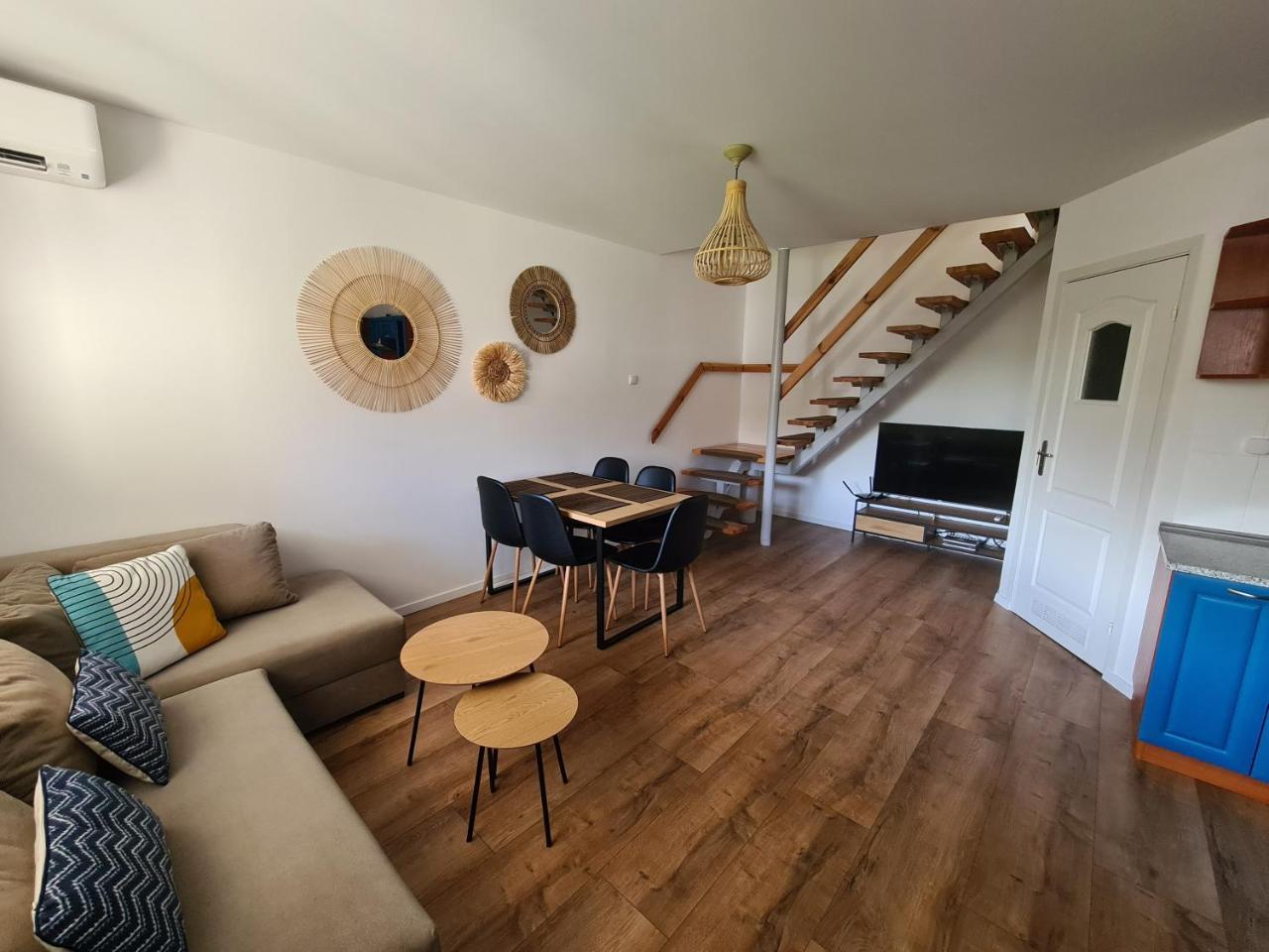 Domek Catan in Rewal, Poland