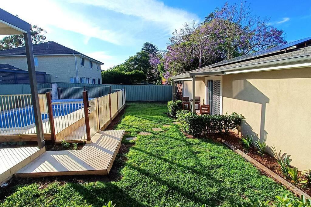 New and Cozy 2 Bedrooms Granny Flat with Aircon & Pool — hotel in Baulkham Hills