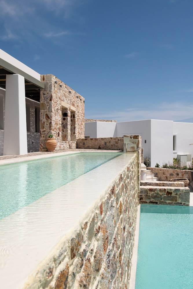 Espera Suites - last minute hotel in Kimolos