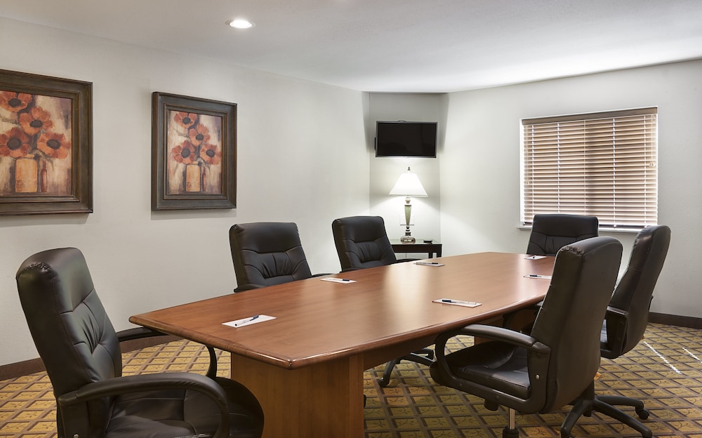 Candlewood Suites Savannah Airport by IHG - photo 26