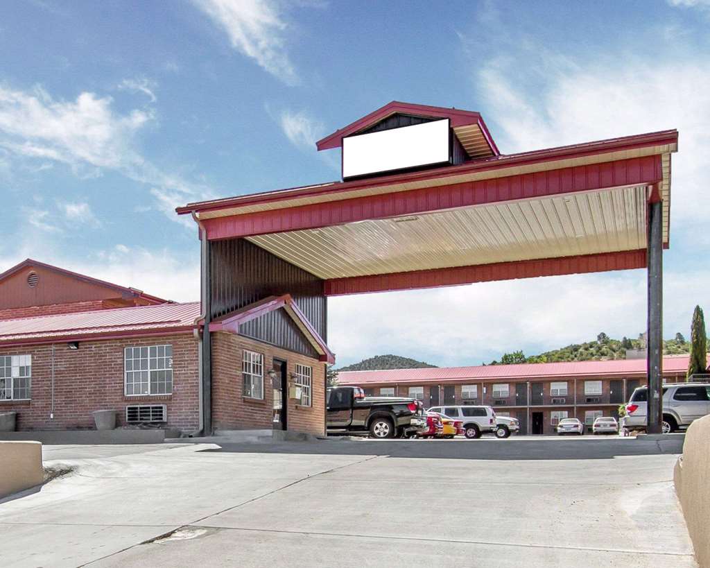 Rodeway Inn - carbon neutral hotel in Prescott
