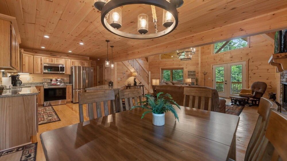 Buck s Bear Lodge beautiful Coosawattee Resort - photo 16