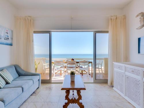 AL Apartamento Maré Alta — 4-Star Luxury Hotel in Quarteira, Portugal