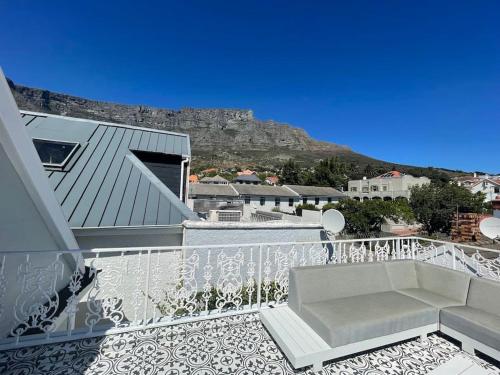 Luxury Victorian House w Spectacular Roof Terrace — 4-Star Luxury Hotel in Cape Town, South Africa