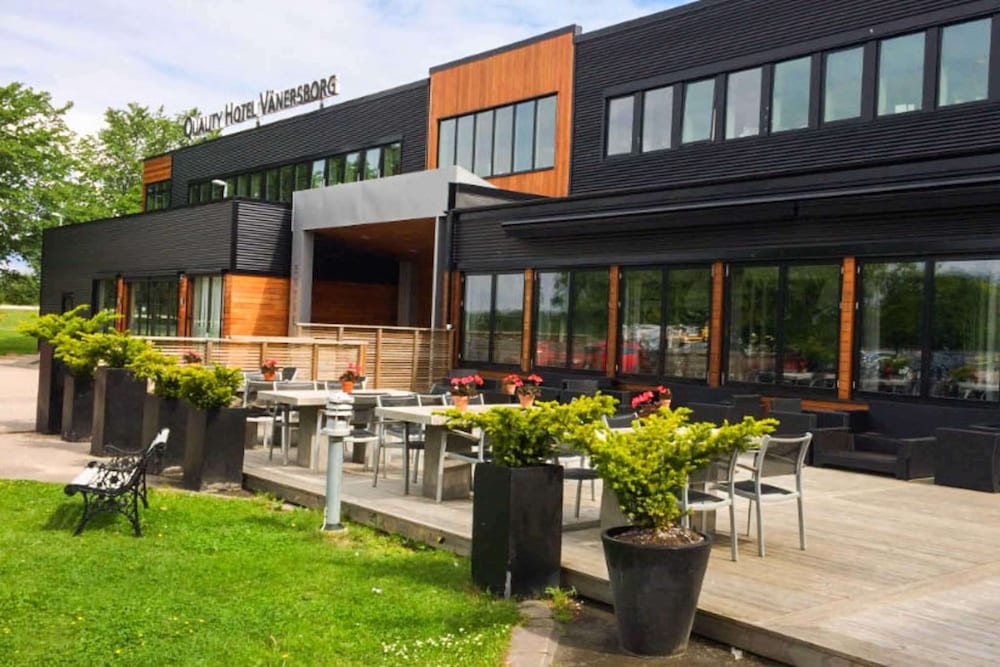 Quality Hotel Vanersborg — Goeteborg — photo 2