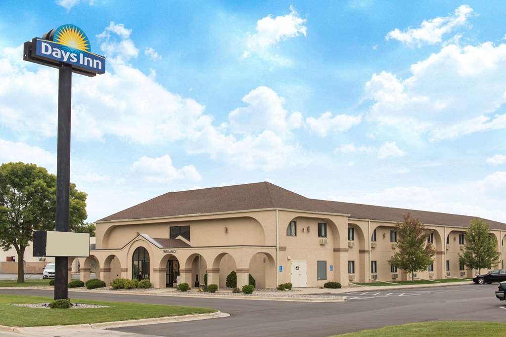 Days Inn by Wyndham Austin - photo 3