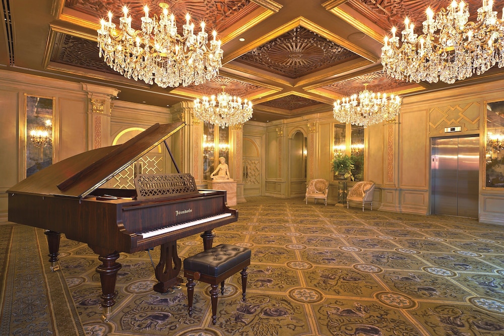 Grand Bohemian Asheville Autograph Collection - photo 54