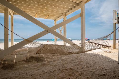 Just Beachy by Oak Island Accommodations - photo 5