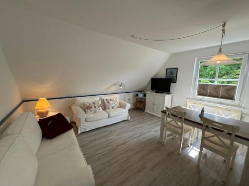Haus Sirilund Oberdeck Friesische Gemütlichkeit — 4-Star Luxury Hotel in Wangerooge, Germany