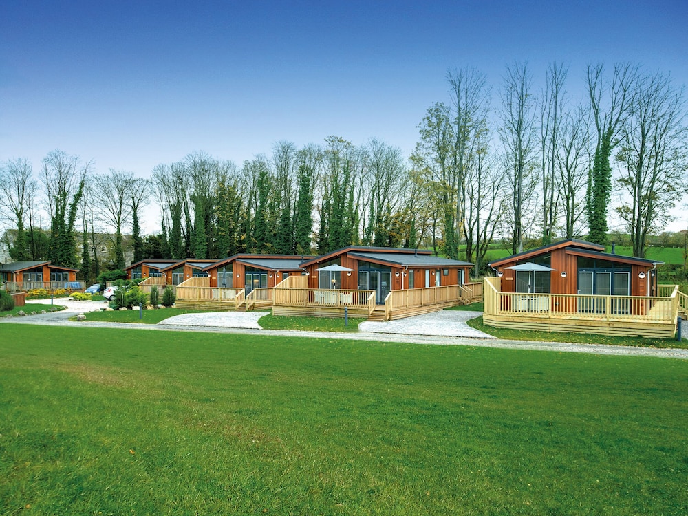 Otter Lodge — 5-Star Luxury Hotel in Skipton, United Kingdom
