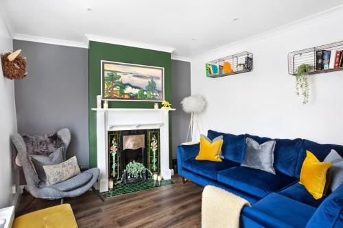 Stunning 4Bed Townhouse by HIC & Trendy Kings Quarter