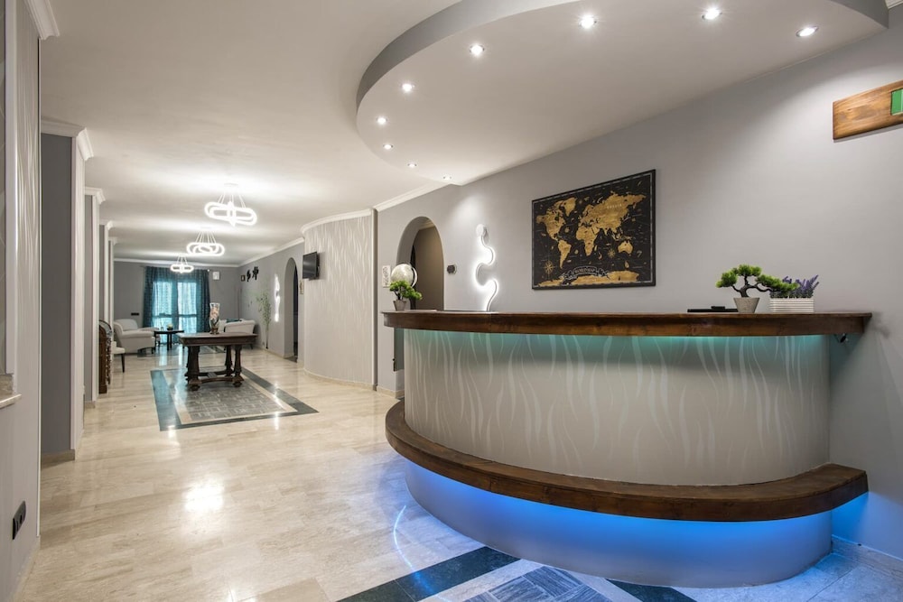 The Life Hotel — Marcellina — photo 4