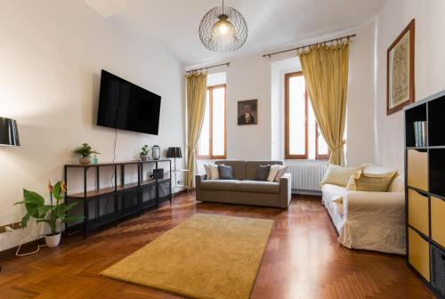 Appartamento Vicolo Delle Grotte — 4-Star Luxury Hotel in Rome, Italy