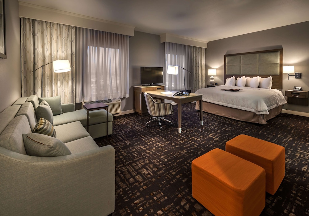Hampton Inn & Suites Reno West - photo 6