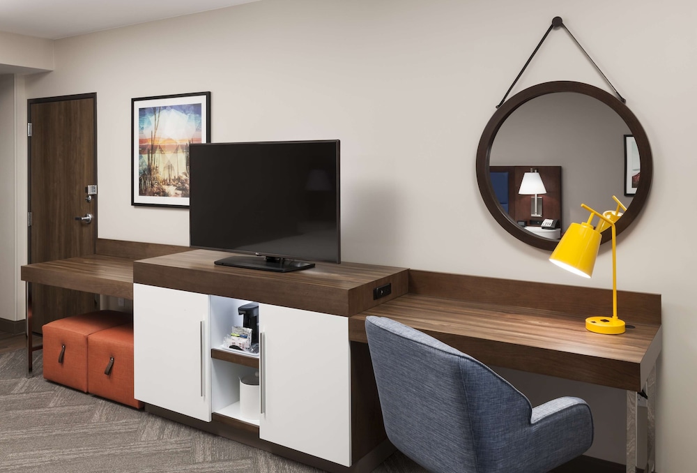 Hampton Inn & Suites Phoenix Downtown - photo 5