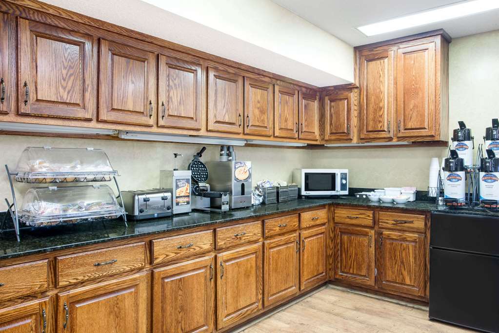 Baymont by Wyndham Thomasville - photo 31