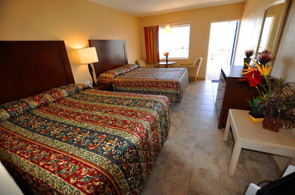 Nantucket Inn & Suites - photo 8