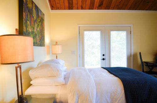 Indian Creek Inn - photo 6