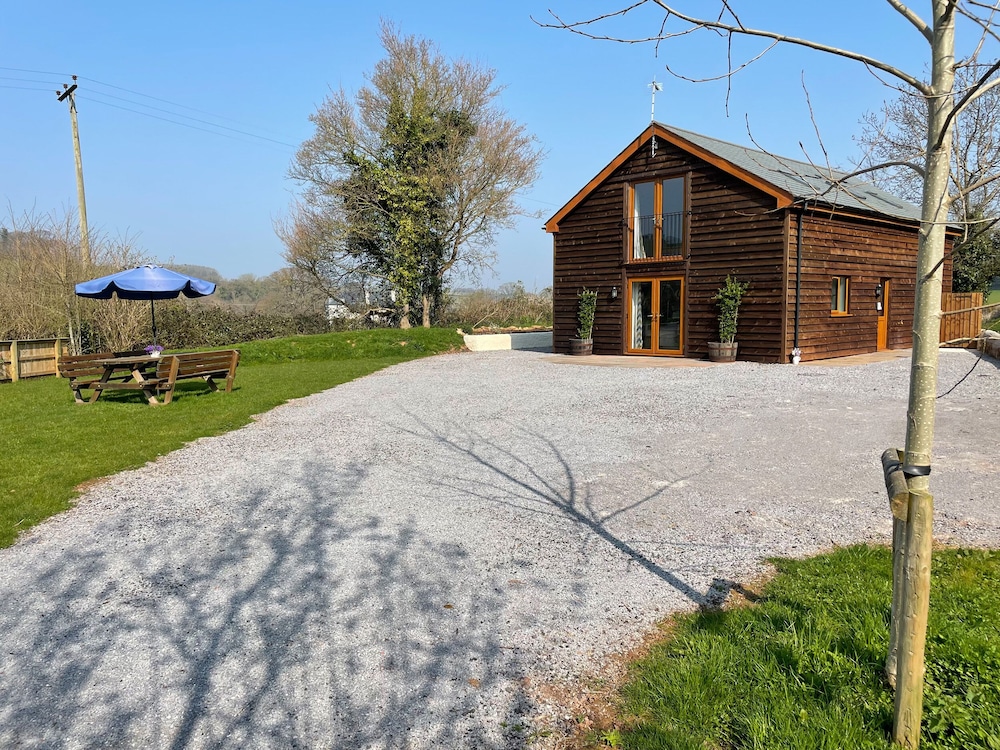 High Lodge — 4-Star Luxury Hotel in Watchet, United Kingdom