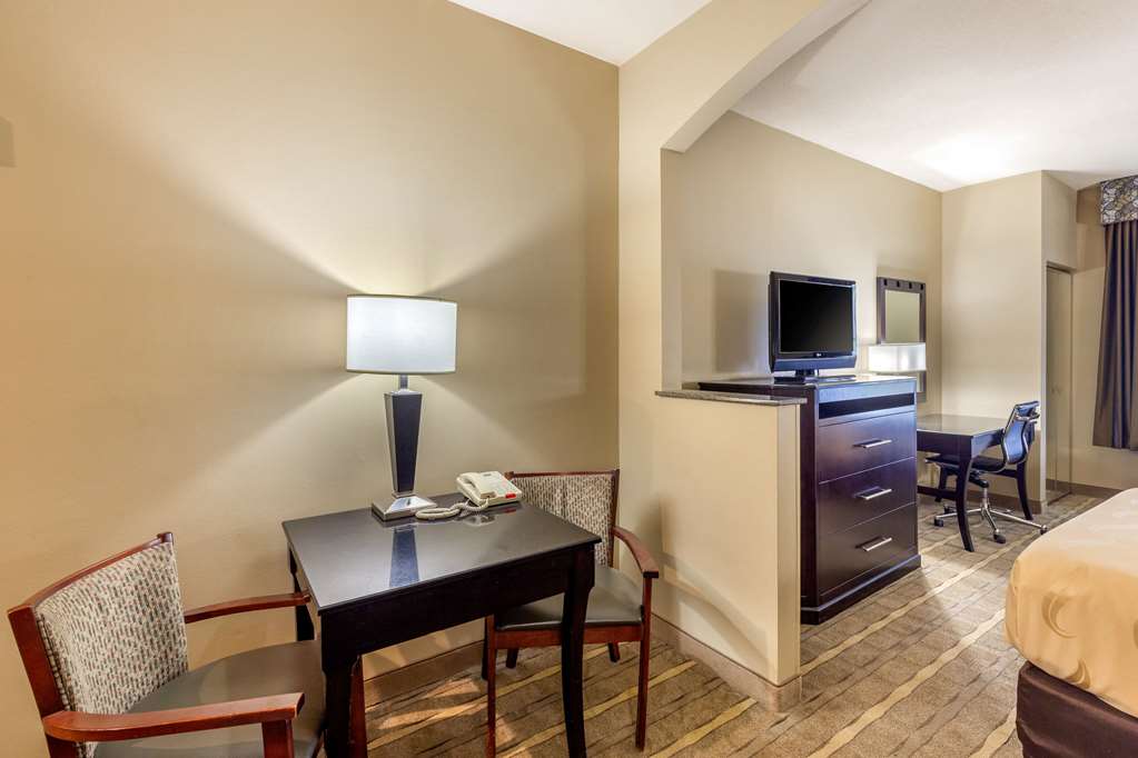 Quality Inn & Suites Durant - photo 9