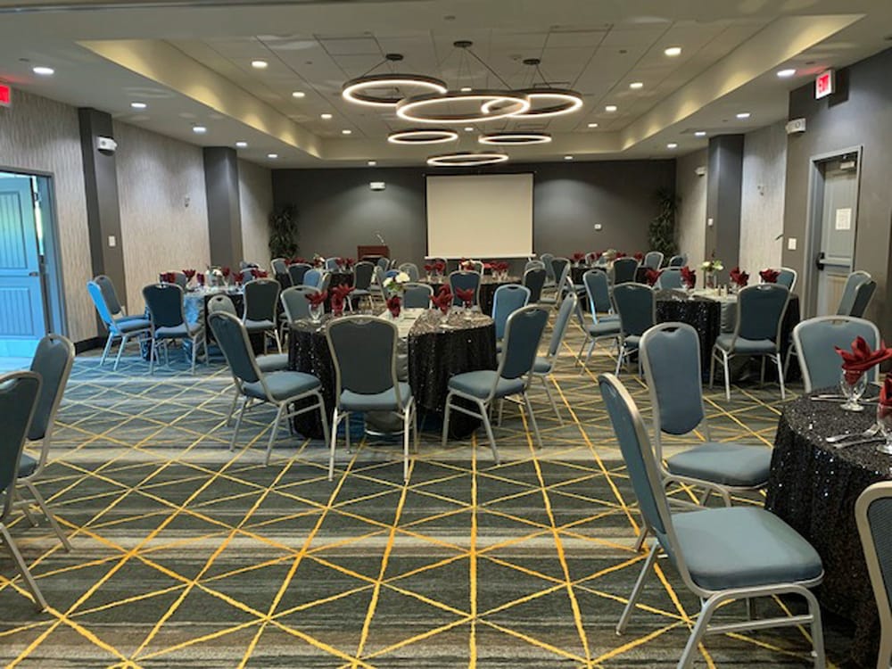 Holiday Inn Hotel & Suites Phoenix Airport By Ihg - photo 37