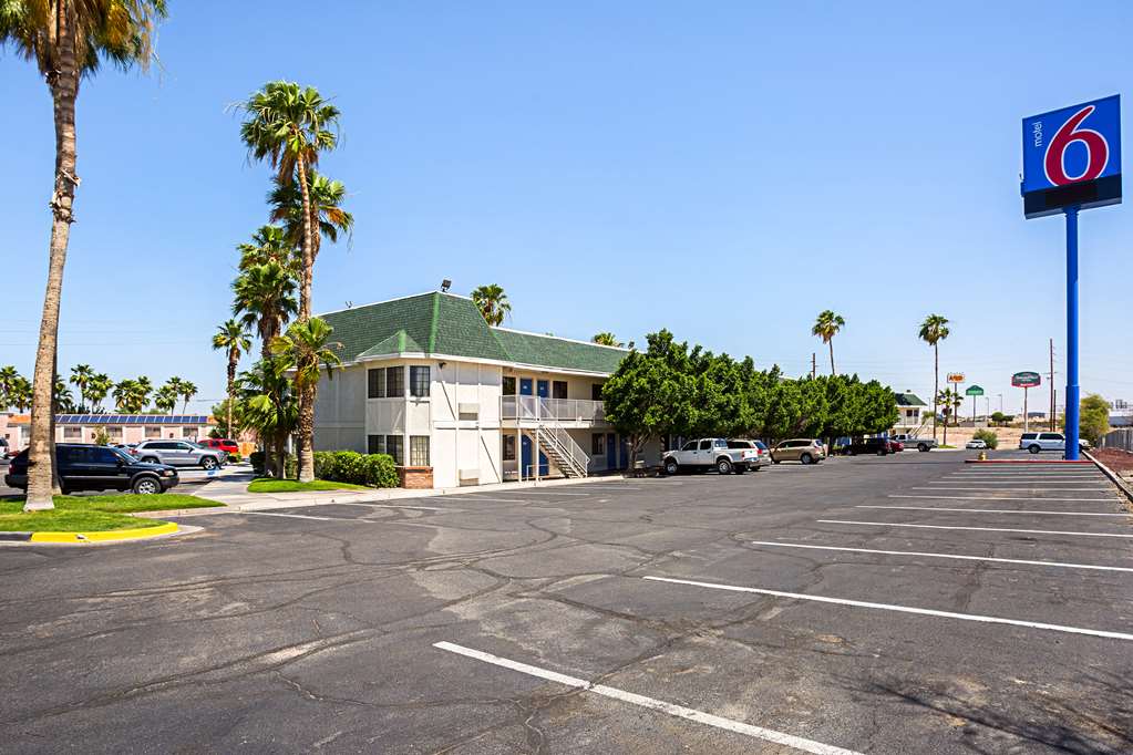 Motel 6 Yuma AZ East - photo 2