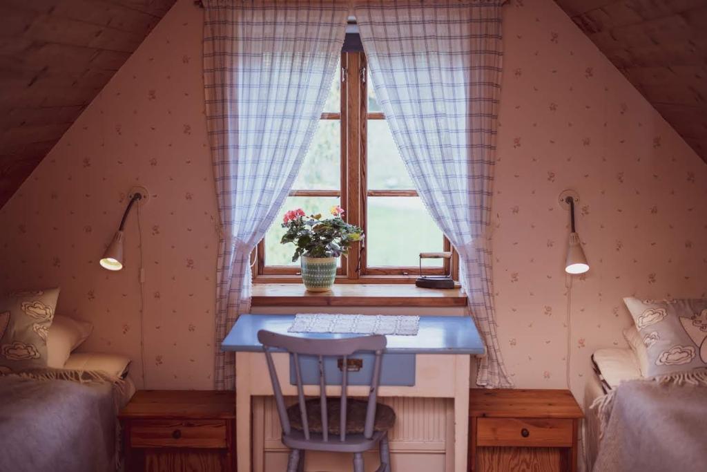 Brösarp Källagården Vindsvåning 2 rum och kök — 4-Star Luxury Hotel in Tomelilla, Sweden