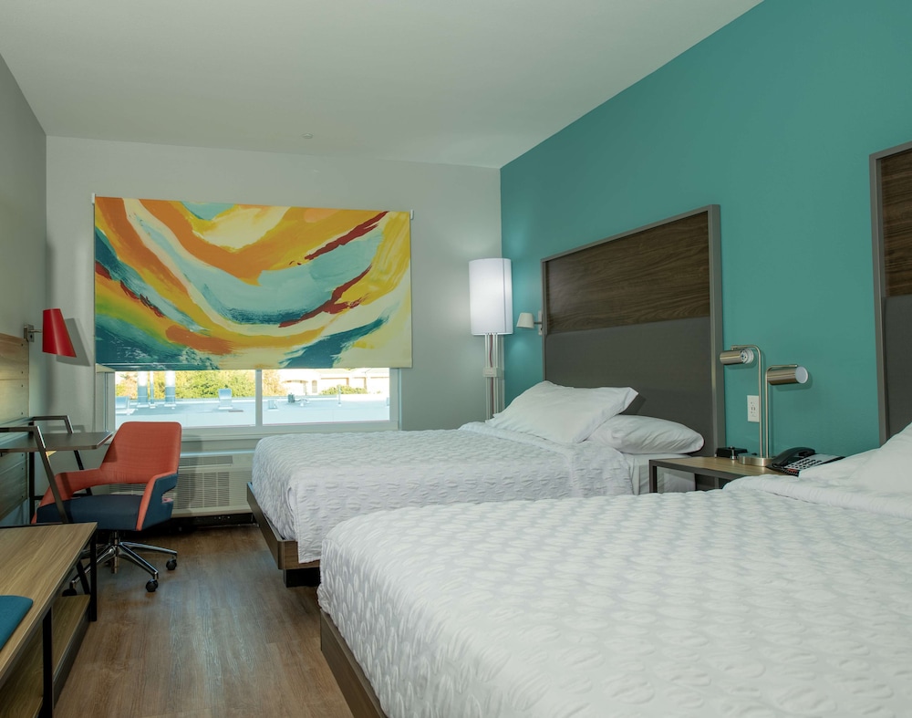 Tru by Hilton The Colony Dallas - photo 4