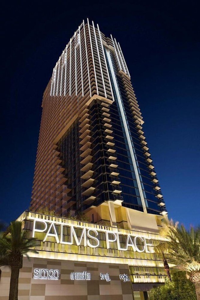 Palms Place Hotel and Spa - photo 21