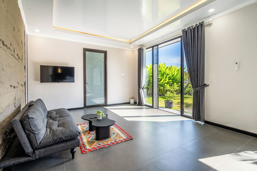 Titian Dewi Private Villa Ubud Close to Cretya Day Club — 4-Star Luxury Hotel in Tegalalang, Indonesia