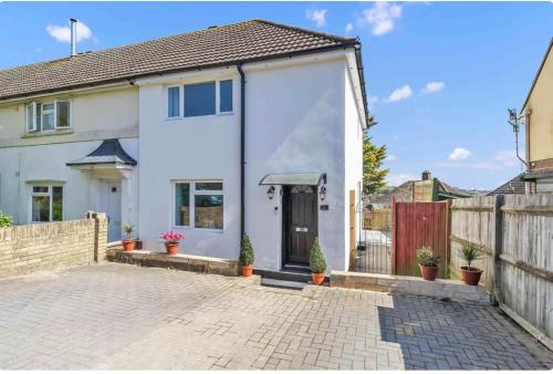 Kemptown Corner with Free Parking in Brighton, United Kingdom