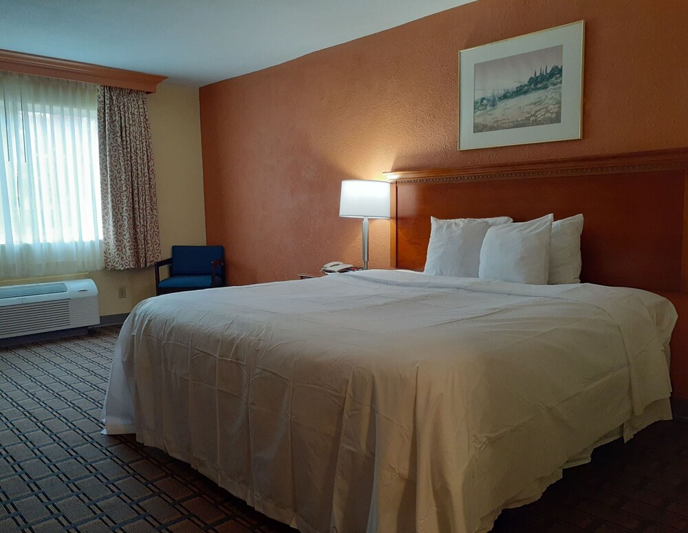 Hotel Columbus OH North I 71 - photo 14