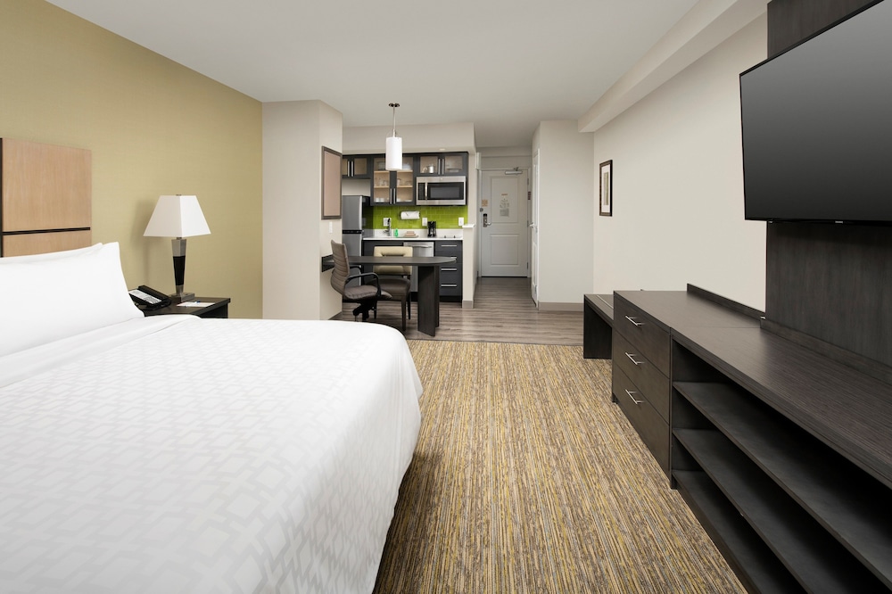 Candlewood Suites Alexandria West by IHG - photo 10