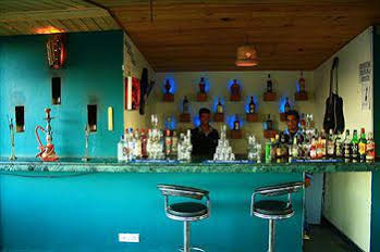 Hotel Kasauli Woods