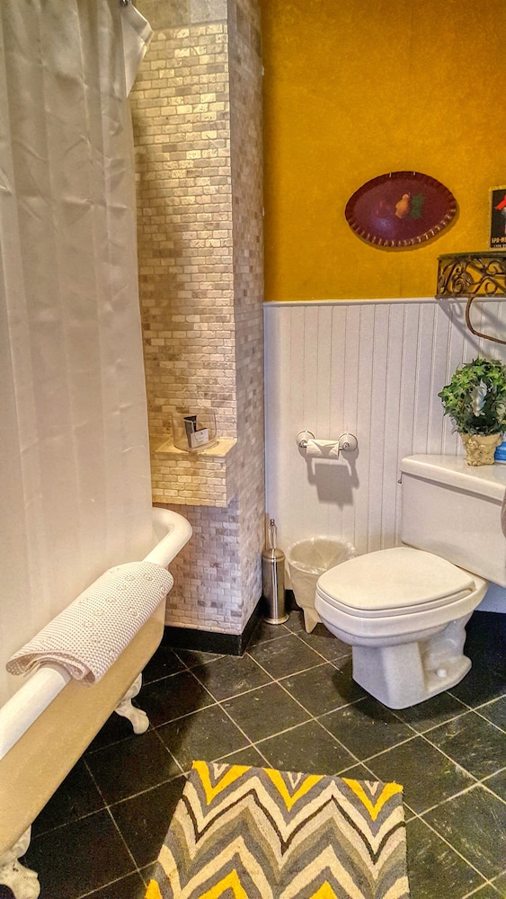 The Lilac Inn - photo 9