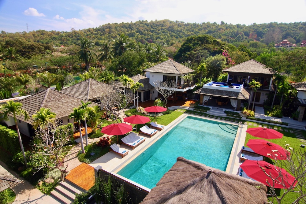 Tamarind Exclusive Villa — 4-Star Luxury Hotel in Sattahip, Thailand
