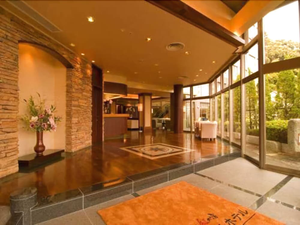 Hiizurukurenainoyado Katsuurakankohotel in Wakayama, Japan