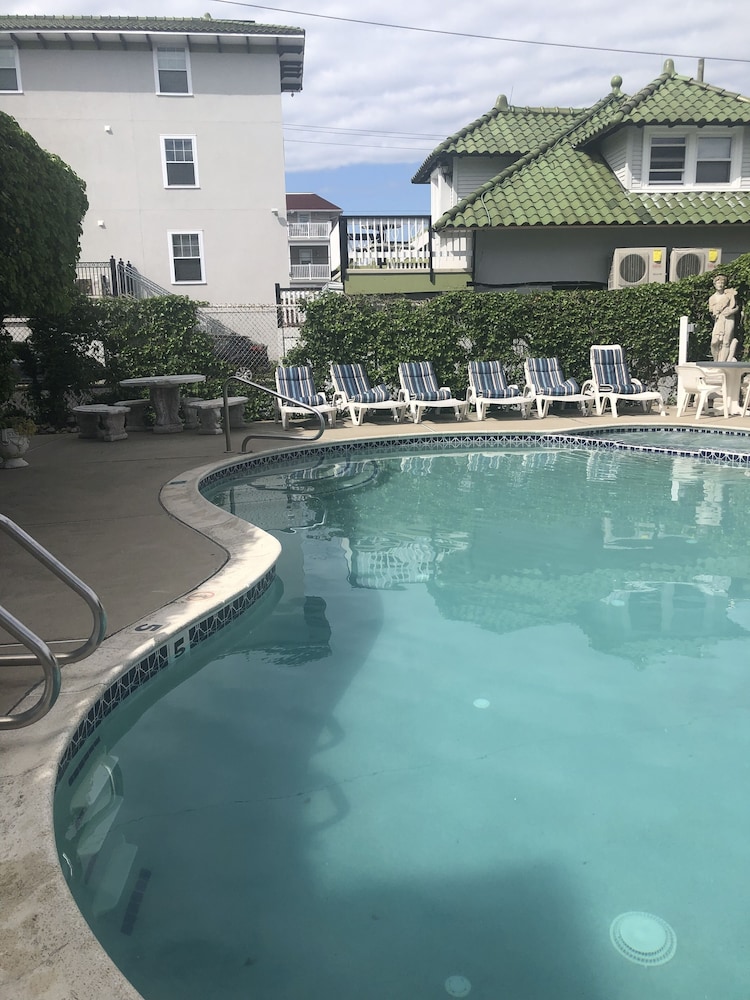Ocean Manor Inn - photo 65