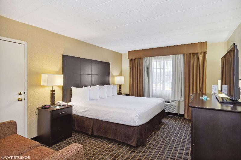Quality Inn & Suites Morgantown University Area - photo 10