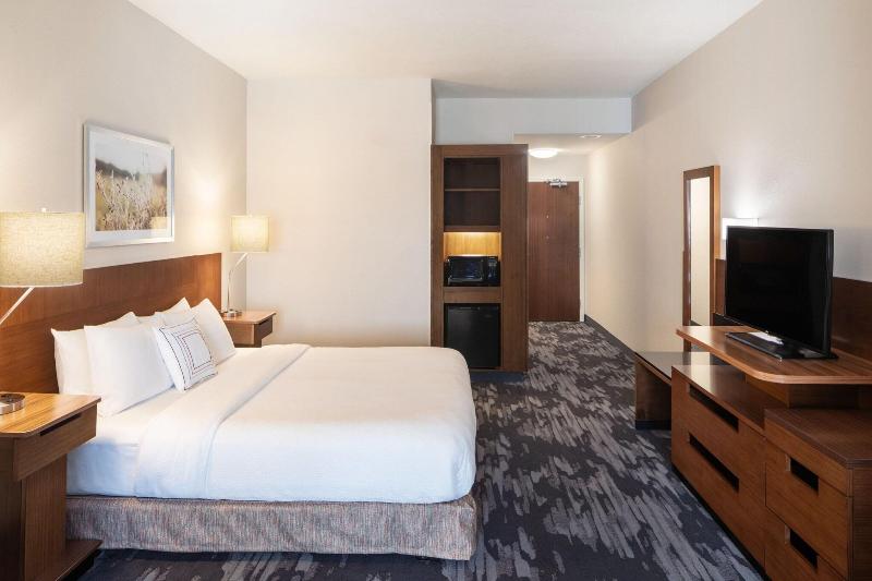 Fairfield Inn and Suites by Marriott Chillicothe - photo 57